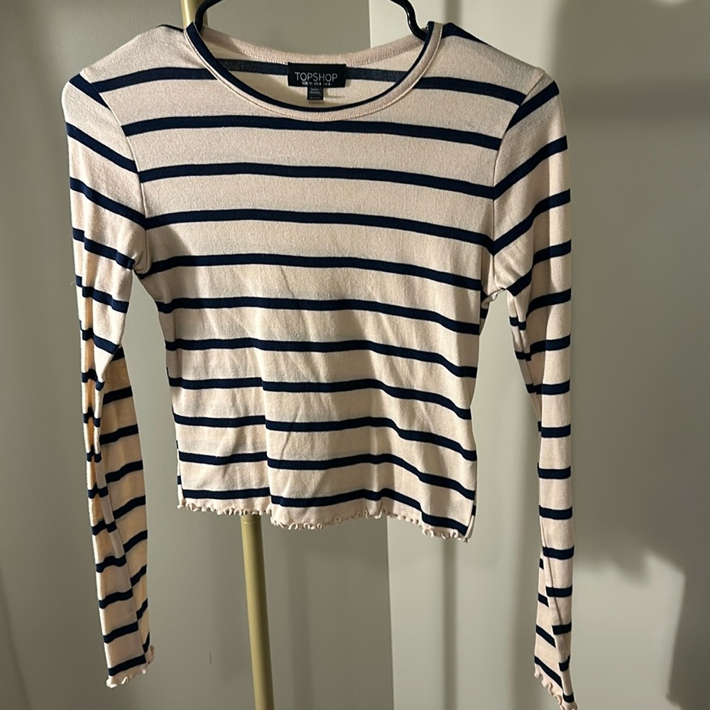 TOPSHOP brown and blue striped cropped shirt, long sleeve. Size US 4. Like new.